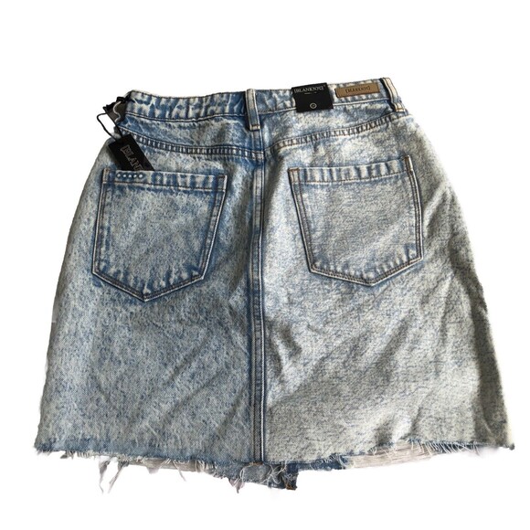 Blank NYC Skirt Women's Size 26 Blue Cutoff Denim Button Fly Skirt NWT - Picture 2 of 7